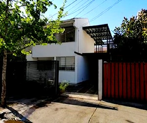 CASA YC 51182 Av. Portugal/Sta. Isabel