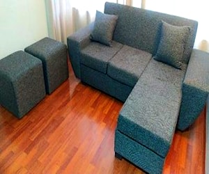 <p>Sofa 3 cuerpos en L + 2 puff usado</p>