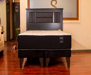 <p>Cama Infinity 2 plazas + Respaldo Black</p>