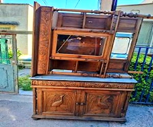 <p>Mueble antiguo aparador</p>