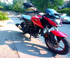 Honda xblade160cc a 2millones conversable