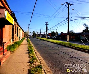 CASA AV Valparaiso con Yungay Quillota Quillota