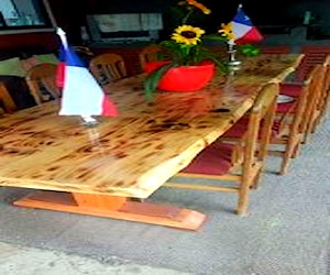 <p>Mesa de comedor</p>