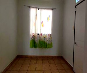 Arriendo casa uso comercial