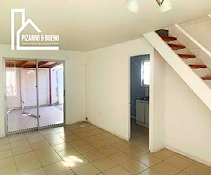 Se vende casa en condominio 