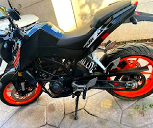 Moto ktm duke 200cc