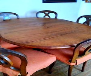 <p>Comedor de encina 6 sillas</p>