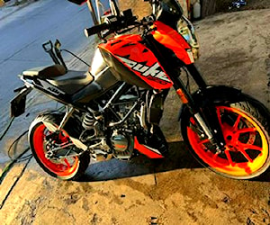 Ktm duke 200 impecable