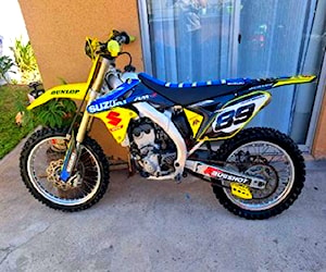 Suzuki rmz