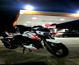 Moto 200 cc TVS Apache RTR