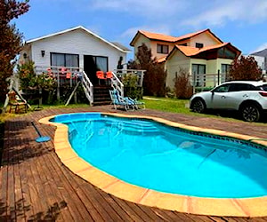 Casa con piscina por noche en Guanaqueros