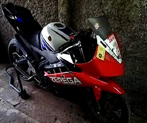 Yamaha R15