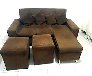 <p>Mueble marrón</p>