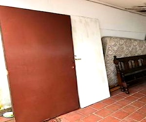 <p>2 Marquesa y puertas</p>