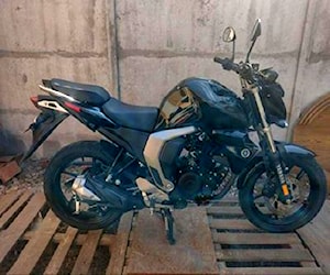 Moto Yamaha FZ 150 cc