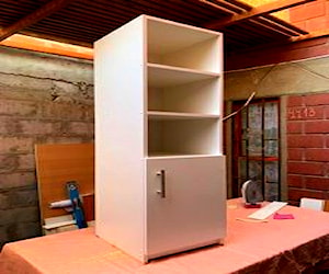 <p>Mueble multiuso</p>