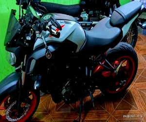 Yamaha mt07