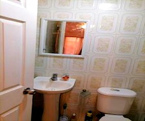 <p>Pieza entrada independiente baño privado </p> image