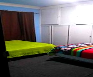 <p>Arriendo pieza en centro saNTIAGO ME UNI CHILE</p>