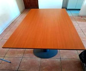 Mesa para 6 a 8 personas (conversable)