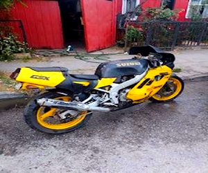 Moto Suzuki gsx 400