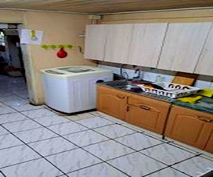 <p>Habitación Mujeres La Florida - Baño Independiente</p> image