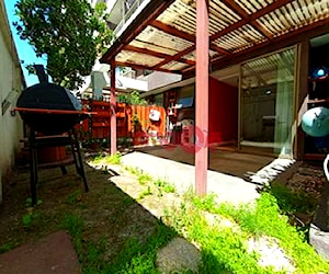 Duplex Con 35 M2 De Patio, Metro Chile España