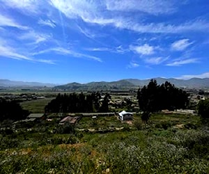 Terreno con gran conectividad y excelentes vistas