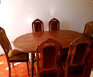 <p>Comedor de madera usado con 6 sillas</p>