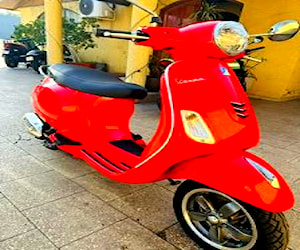 Motoneta Vespa VXL