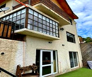 Viña, cómoda casa 4 dormitorios, 2 baños, 130 m2