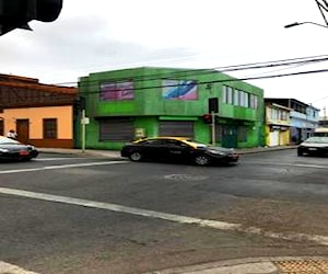 Local esquina calle amunategui/serrano