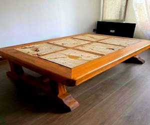 Mesa de centro de madera sólida Roble con mármol.