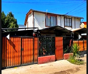 Casa Pudahuel Sur, Propiedad 2 pisos y 3 hab