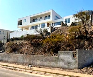 CASA atacamita Colina