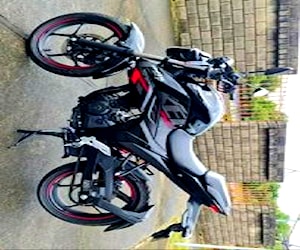 Suzuki gixxer