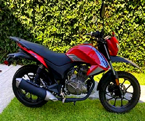 Moto 150 cc año 2023