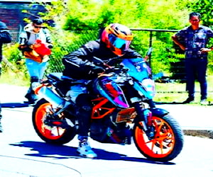 Ktm Duke 390