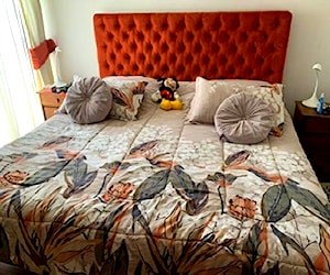 <p>Cama Super King+3 cubrecamas+3 set sábanas</p>