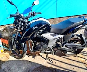 Moto tvs apache india 160 cc