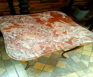 <p>Mesa esquinera mármol</p>