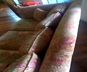 <p>Sofa 3 cuerpos . Tapiz alto transito.Nuevo</p>