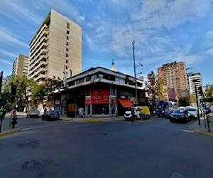 Restáurate recién remodelado, llegar y trabajar