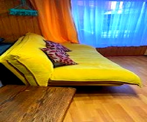 <p>Sillón futón mostaza</p>