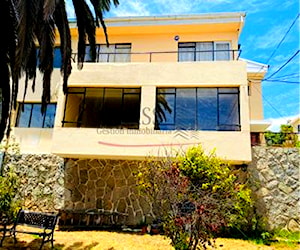 Vass Vende Casa Panorámica Con Vista Al Mar, Viña