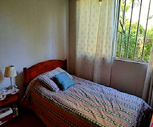 <p>Habitacion mujer estudie o trabaje ñuñoa</p> image