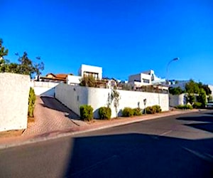 Hermosa Casa en Condominio Santuario de Peñuelas