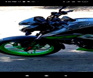 Moto 2021 Bajaj