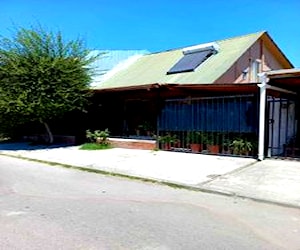 Casa 3D/1B en Valles de Santa Fé, Curicó