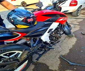 Moto PULSAR NS160Fi